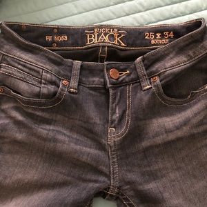 Buckle jeans
